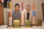 Bhaichung Bhutia, Rahul Bose at sports memorabilia auction in Trident, Mumbai on 27th Jan 2012 (11).JPG